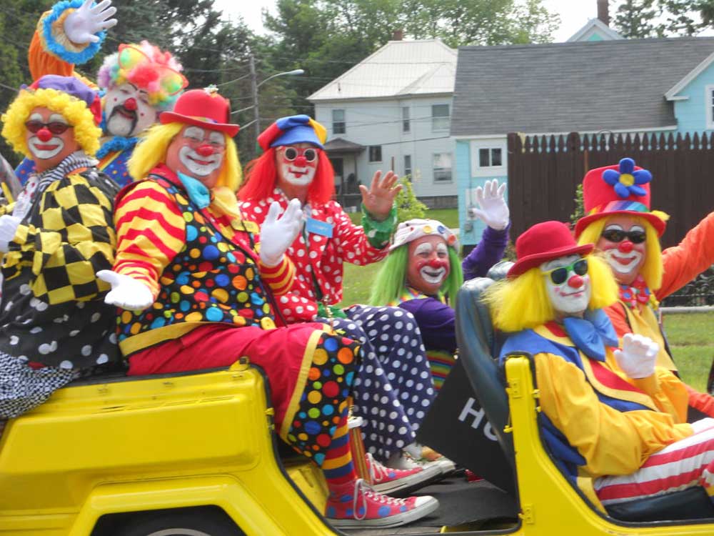 'TTT 456: Clown Car'