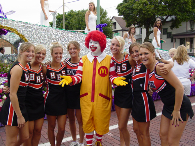 'TTT 298: Cheeseburger Cheerleader'